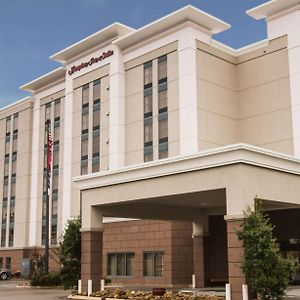 Hampton Inn & Suites Nashville-Airport